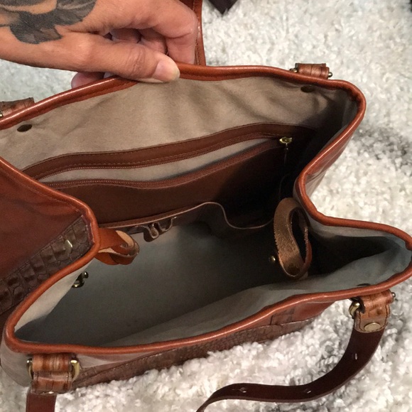 Vintage Brahmin croc embossed handbag and wallet - Picture 3 of 8